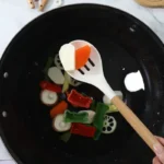 Wholesale Custom Kitchen Utensils Set 12 Piece Silicone Kitchen Utensils Set Silicone Cookware With Wooden Handle for Cooking - Image 4